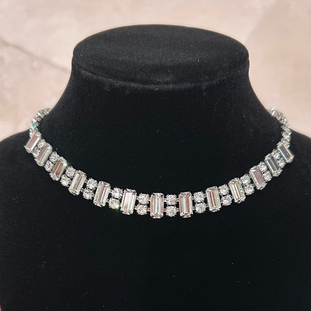 Marilyn Monroe Style Signed Weiss Vintage Choker Necklace